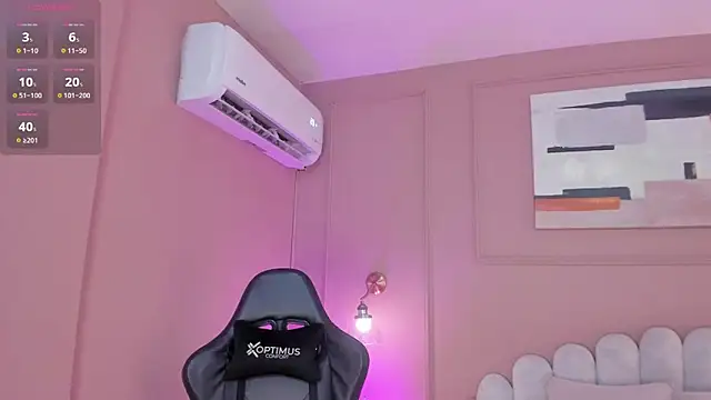 Snapshot of mara_brooks chatting on October 12, 2025, 6:53 pm mara brooks online show from October 12, 2025, 6:53 pm