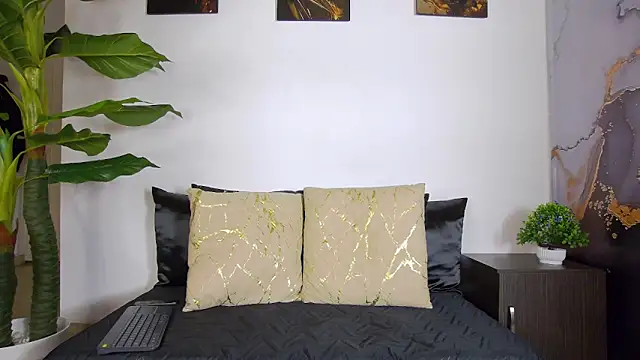 alex noa online show from February 12, 2026, 7:24 pm