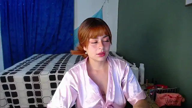 Snapshot of kitty_d chatting on December 13, 2024, 9:20 pm kitty d online show from December 13, 2024, 9:20 pm