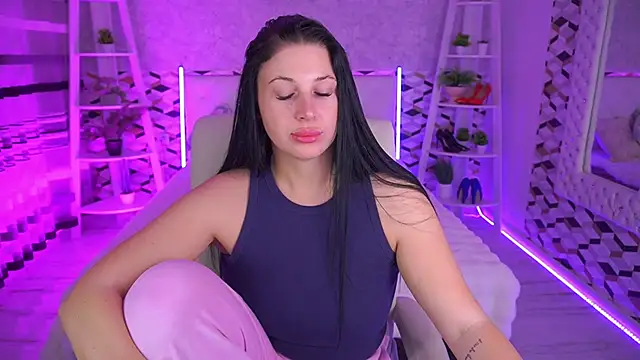 Snapshot of ArianaDarkk chatting on May 7, 2026, 8:01 pm ArianaDarkk online show from May 7, 2026, 8:01 pm