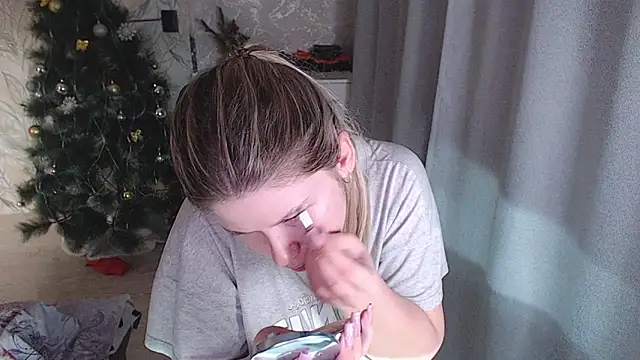 Snapshot of MelissaXKinky chatting on February 3, 2026, 6:57 pm MelissaXKinky online show from February 3, 2026, 6:57 pm