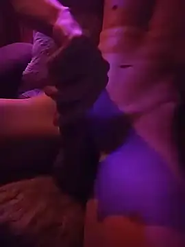 Snapshot of Loncoc chatting on March 5, 2026, 4:58 pm Loncoc online show from March 5, 2026, 4:58 pm