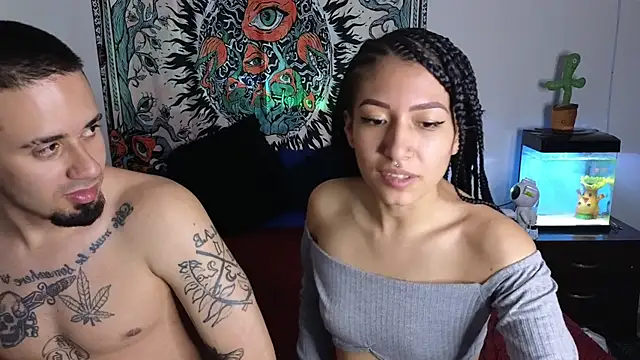 Snapshot of tony_and_sophia chatting on February 3, 2026, 12:10 am tony and sophia online show from February 3, 2026, 12:10 am