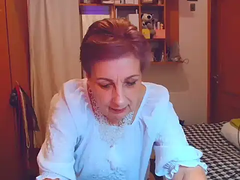 Victoria5643 online show from March 10, 2025, 8:12 pm