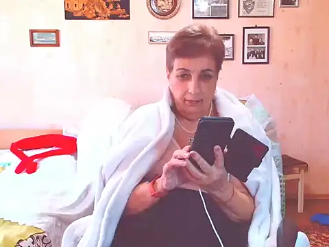 Snapshot of Victoria5643 chatting on February 28, 2026, 10:59 am Victoria5643 online show from February 28, 2026, 10:59 am