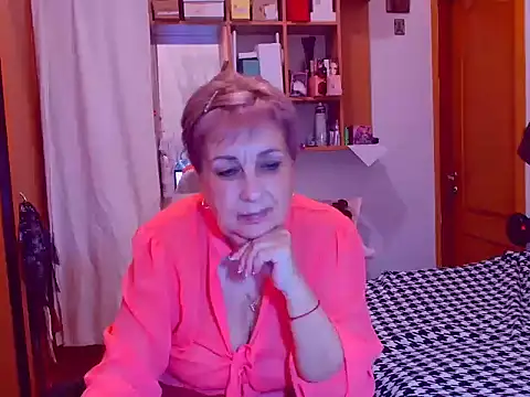 Victoria5643 online show from March 15, 2025, 11:39 pm