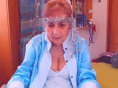 Snapshot of Victoria5643 chatting on January 9, 2026, 12:01 pm Victoria5643 online show from January 9, 2026, 12:01 pm