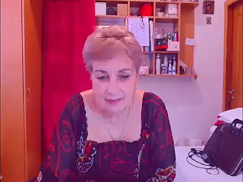 Snapshot of Victoria5643 chatting on December 21, 2025, 7:54 am Victoria5643 online show from December 21, 2025, 7:54 am