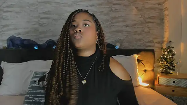 Snapshot of Anneth__M chatting on December 22, 2025, 7:36 pm Anneth M online show from December 22, 2025, 7:36 pm