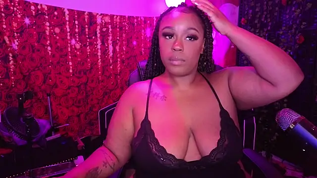 Snapshot of cheriserozequeen chatting on May 15, 2026, 10:52 pm cheriserozequeen online show from May 15, 2026, 10:52 pm