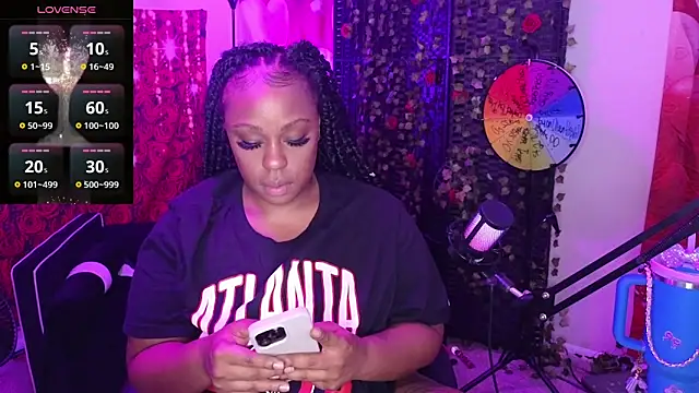 Snapshot of cheriserozequeen chatting on November 9, 2025, 2:54 pm cheriserozequeen online show from November 9, 2025, 2:54 pm