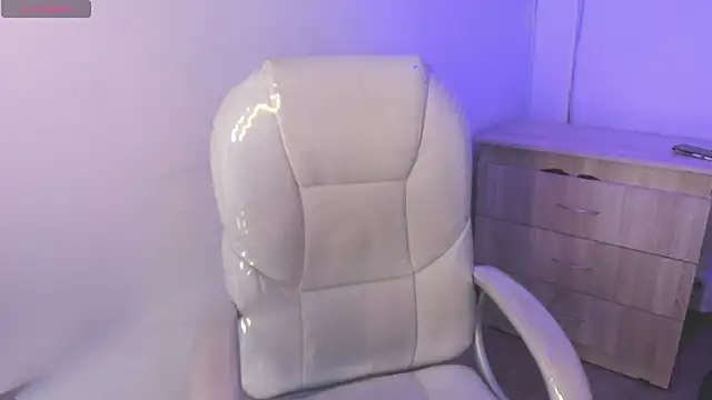 Snapshot of Chanttall_ chatting on December 3, 2025, 3:40 am Chanttall online show from December 3, 2025, 3:40 am