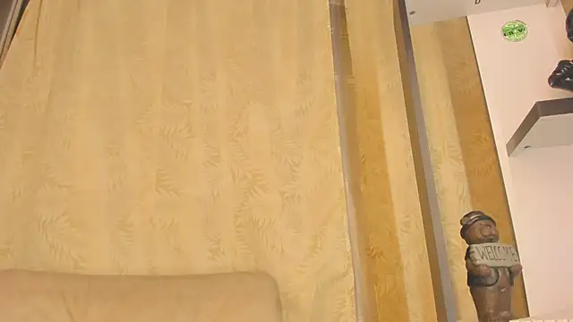 Snapshot of Chanttall_ chatting on January 30, 2025, 8:01 am Chanttall  online show from January 30, 2025, 8:01 am