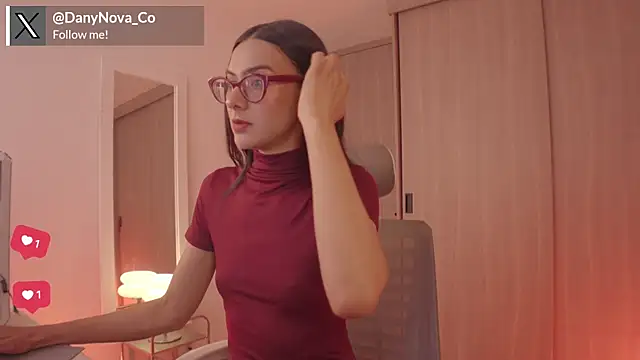 Snapshot of DanyNova_Co chatting on February 12, 2026, 9:14 pm DanyNova Co online show from February 12, 2026, 9:14 pm