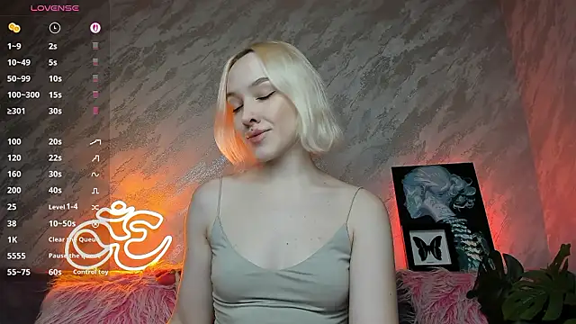 Snapshot of cheryl_mason chatting on February 1, 2026, 10:08 pm cheryl mason online show from February 1, 2026, 10:08 pm