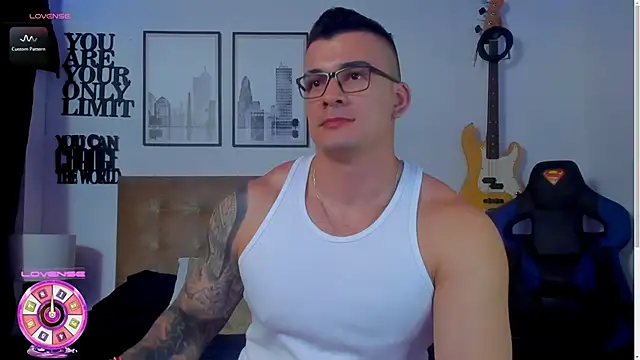 seancarreraa online show from November 18, 2025, 5:55 am