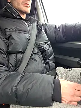 Snapshot of Zeefy chatting on February 22, 2026, 10:06 am Zeefy online show from February 22, 2026, 10:06 am