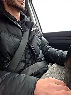 Snapshot of Zeefy chatting on February 7, 2026, 9:06 am Zeefy online show from February 7, 2026, 9:06 am