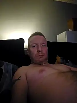 Snapshot of walker1979 chatting on October 18, 2025, 12:12 am walker1979 online show from October 18, 2025, 12:12 am