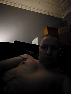 Snapshot of walker1979 chatting on February 8, 2026, 2:31 am walker1979 online show from February 8, 2026, 2:31 am