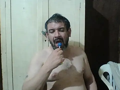 Rodrigo happy online show from October 15, 2025, 1:59 am