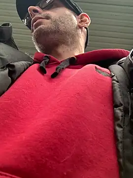 Snapshot of hailzeffn chatting on February 28, 2026, 10:53 pm hailzeffn online show from February 28, 2026, 10:53 pm