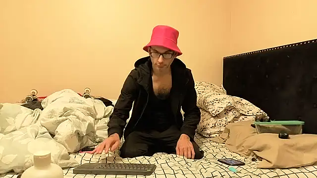 Snapshot of hailzeffn chatting on October 24, 2025, 7:29 am hailzeffn online show from October 24, 2025, 7:29 am