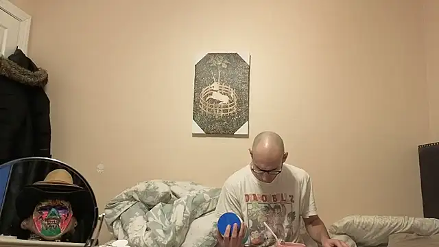 Snapshot of hailzeffn chatting on January 19, 2026, 2:43 pm hailzeffn online show from January 19, 2026, 2:43 pm