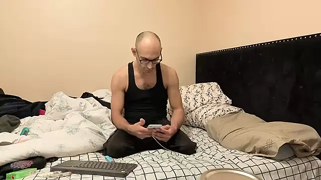 Snapshot of hailzeffn chatting on October 23, 2025, 7:18 am hailzeffn online show from October 23, 2025, 7:18 am