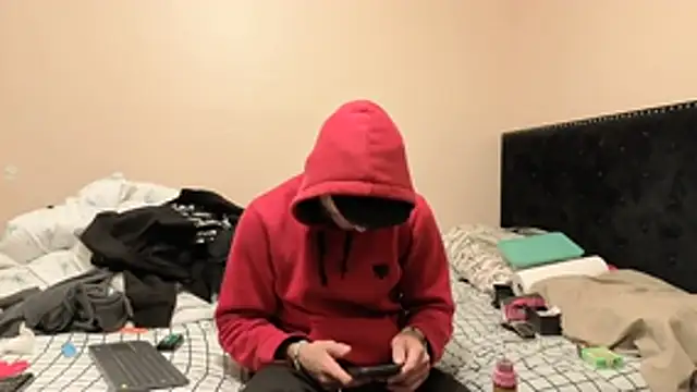 Snapshot of hailzeffn chatting on October 28, 2025, 1:39 am hailzeffn online show from October 28, 2025, 1:39 am