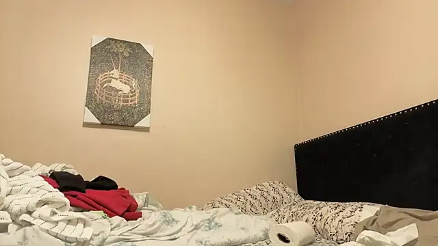 Snapshot of hailzeffn chatting on November 2, 2025, 1:32 am hailzeffn online show from November 2, 2025, 1:32 am