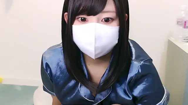 Snapshot of YUTSU_KI chatting on February 4, 2026, 9:10 pm YUTSU KI online show from February 4, 2026, 9:10 pm