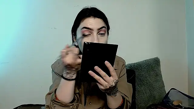 sophy rock online show from November 5, 2025, 1:58 pm