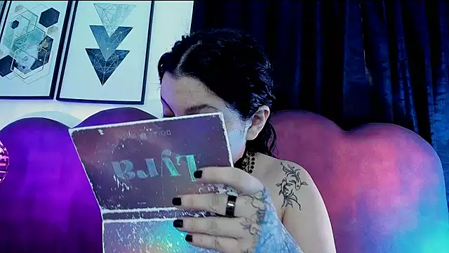 Snapshot of sophy_rock chatting on June 23, 2026, 2:48 pm sophy rock online show from June 23, 2026, 2:48 pm