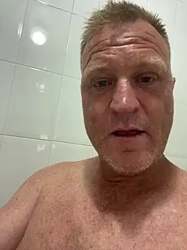 Snapshot of sexycouple109 chatting on February 5, 2026, 8:37 pm sexycouple109 online show from February 5, 2026, 8:37 pm