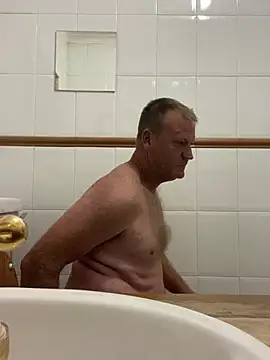 Snapshot of sexycouple109 chatting on March 4, 2026, 3:47 am sexycouple109 online show from March 4, 2026, 3:47 am