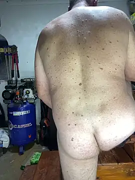 Snapshot of sexycouple109 chatting on April 15, 2026, 7:40 pm sexycouple109 online show from April 15, 2026, 7:40 pm