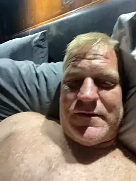 Snapshot of sexycouple109 chatting on February 11, 2025, 9:14 pm sexycouple109 online show from February 11, 2025, 9:14 pm