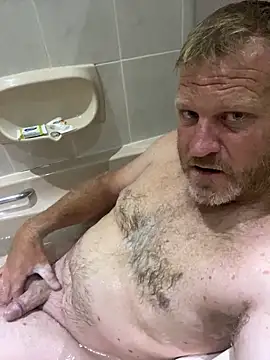 Snapshot of sexycouple109 chatting on March 5, 2025, 2:46 am sexycouple109 online show from March 5, 2025, 2:46 am