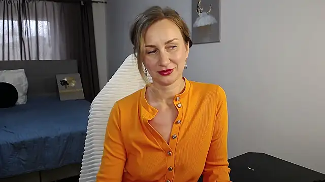 Vanessa Nowak online show from May 31, 2026, 8:53 am