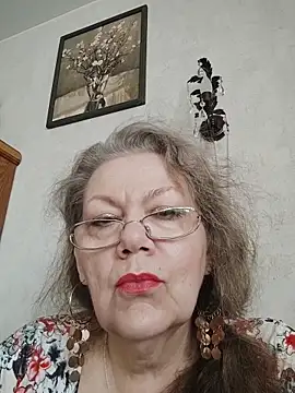 Snapshot of Snezhana chatting on June 19, 2026, 8:53 am Snezhana online show from June 19, 2026, 8:53 am