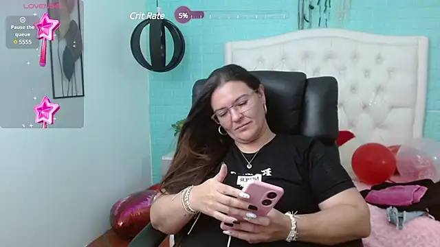 MsJossie online show from February 25, 2025, 6:14 am