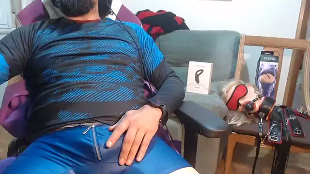 Snapshot of master4subslut chatting on September 20, 2025, 9:36 am master4subslut online show from September 20, 2025, 9:36 am