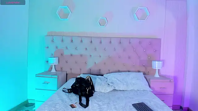 Snapshot of Agathaargent_ chatting on October 3, 2025, 4:03 am Agathaargent online show from October 3, 2025, 4:03 am