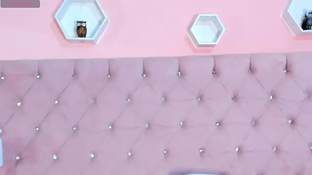 Snapshot of Agathaargent_ chatting on March 21, 2025, 4:49 am Agathaargent online show from March 21, 2025, 4:49 am