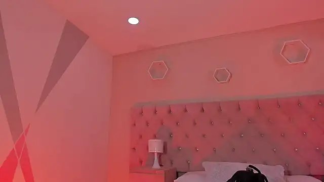 Snapshot of Agathaargent_ chatting on December 22, 2025, 7:52 am Agathaargent online show from December 22, 2025, 7:52 am