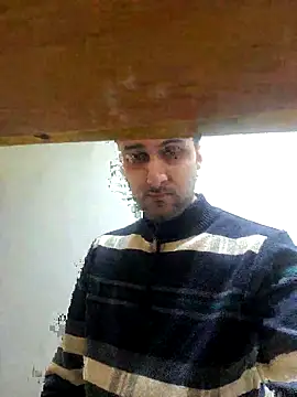 Snapshot of Fucklover011 chatting on November 2, 2025, 1:21 am Fucklover011 online show from November 2, 2025, 1:21 am