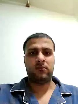 Snapshot of Fucklover011 chatting on September 13, 2025, 11:43 am Fucklover011 online show from September 13, 2025, 11:43 am