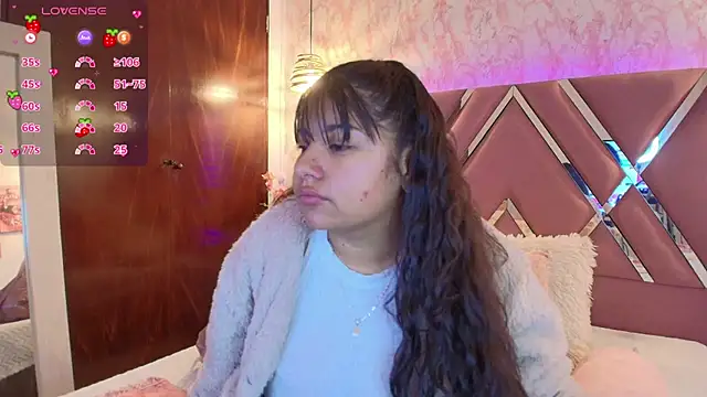 Miaa Smiith1 online show from January 28, 2025, 12:11 pm