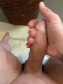 LucaDonna998 online show from February 11, 2025, 5:18 pm